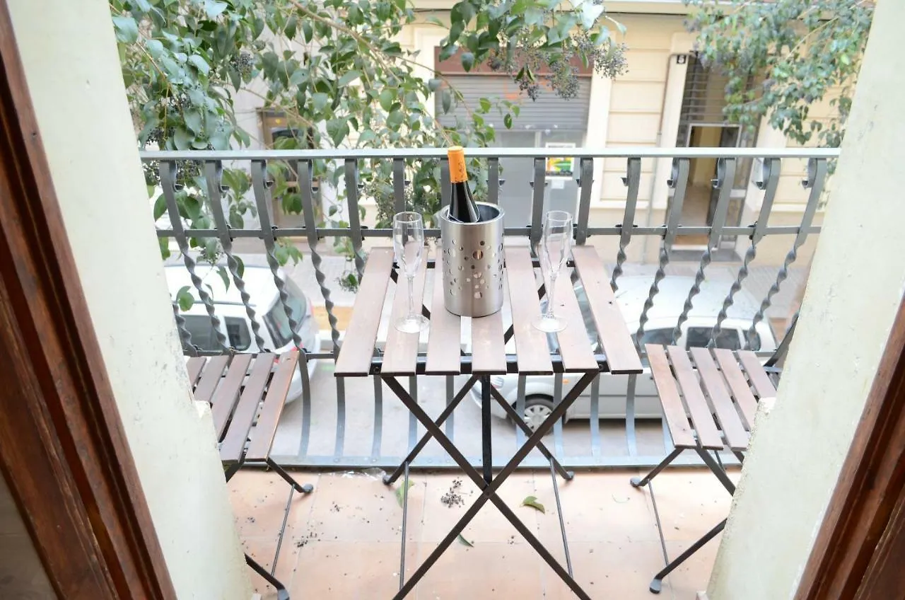 Poble Sec Apartments Barcelona
